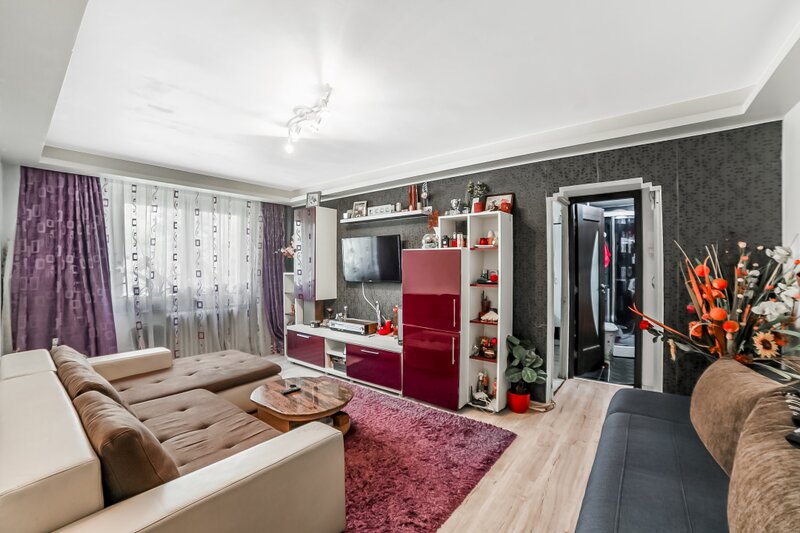 Fizicienilor 4 camere parter, Bloc 1986