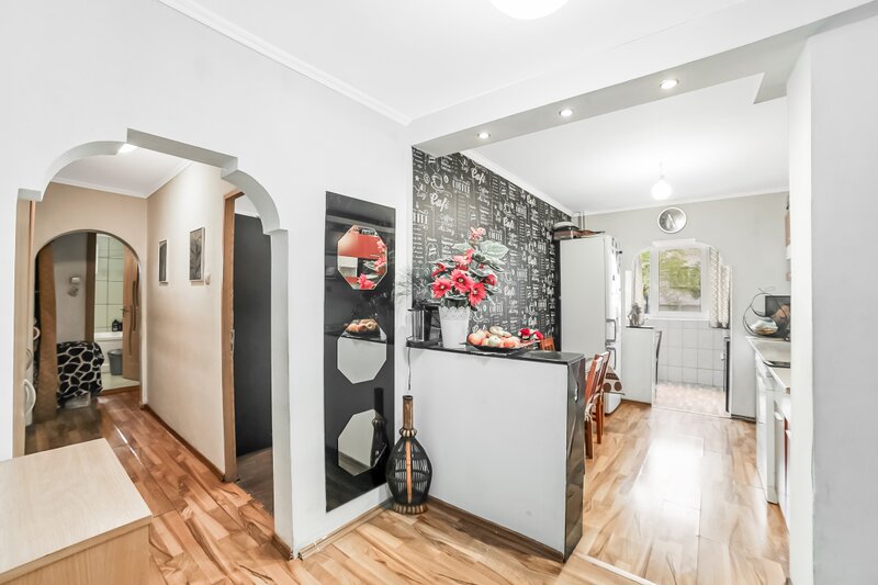 Fizicienilor 4 camere parter, Bloc 1986