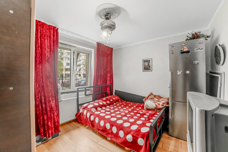 Fizicienilor 4 camere parter, Bloc 1986